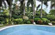 Swimming Pool 5 Villa Celine Laguna