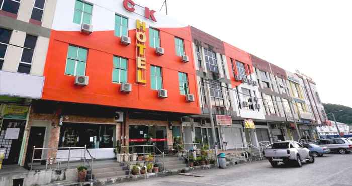 Luar Bangunan OYO 89715 CK Hotel 2