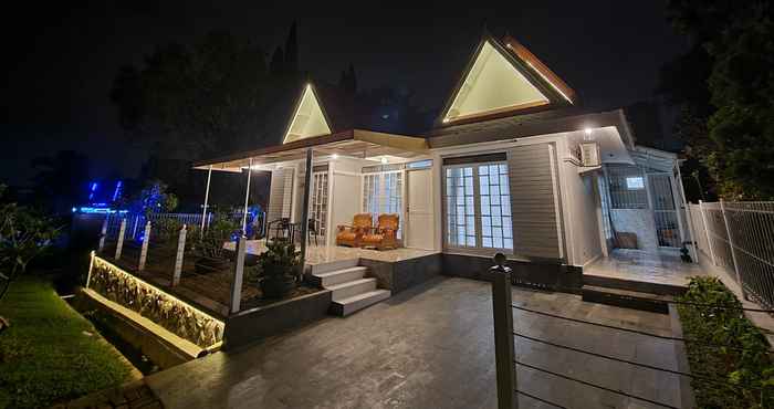 Bangunan Villa Puncak Thailand Style by akuvilla