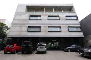 Teduh Simatupang, THB 764.30