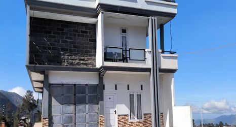 Others 2 Bromo Semesta Guesthouse