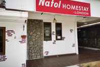 Exterior Semi-Detached at Tabuan Jaya,13BR By Natol Homestay-London