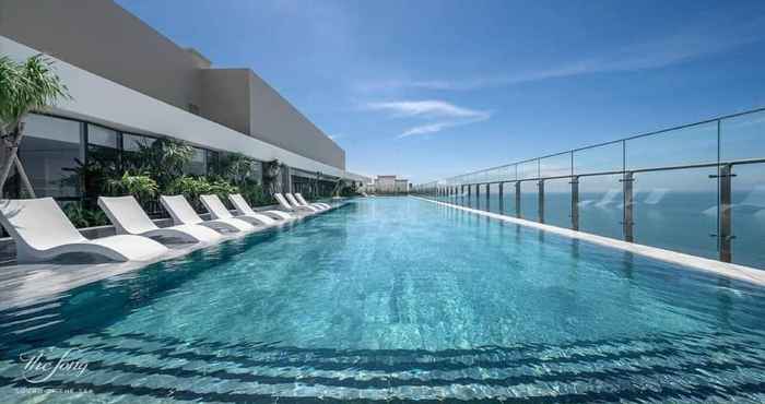 Swimming Pool Uyên's Homestay - The Sóng Vũng Tàu Apartment