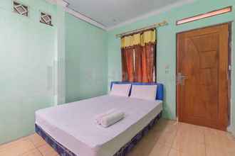 Bedroom 4 Villa Sari Intan Ciater RedPartner