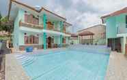 Swimming Pool 2 Villa Sari Intan Ciater RedPartner