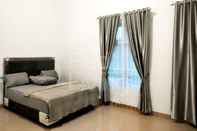 Bedroom Guest House Syariah Bunga Intan RedPartner