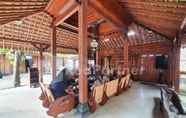 Lobby 2 Saraswati Traditional Homestay Temanggung RedPartner