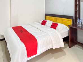 Kamar Tidur 4 RedDoorz @ Rose House Simpang Pemda Medan Selayang