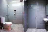 In-room Bathroom Gatsu Hotel