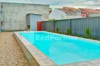 Swimming Pool Cerry Village near RS Mitra Siaga Tegal RedPartner