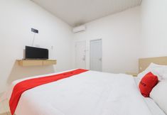 Bedroom 6 RedDoorz Syariah @ Gedong Air Lampung