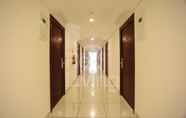 Lobi 5 RedLiving Apartemen Sky House BSD - Lovely Space Tower Leonie