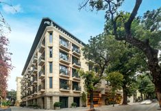 Bên ngoài 4 REY Hotel Hanoi