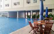 Swimming Pool 3 RedLiving Apartemen LoftVilles City - Pelangi Rooms