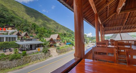 Bên ngoài 2 Teras Sawah Guest House Syariah