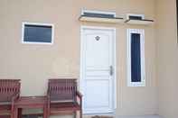 Exterior RedDoorz @ Pantai Sayangheulang