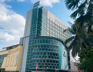 Bangunan 2 Five Premiere Hotel (Formerly Selyca Mulia Hotel)