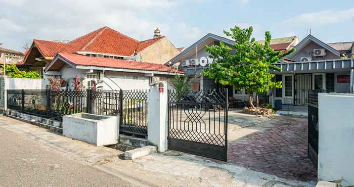 Exterior SUPER OYO Gandaria Guest House Near Masjid Raya Sumatera Barat