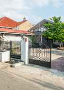 EXTERIOR_BUILDING SUPER OYO Gandaria Guest House Near Masjid Raya Sumatera Barat