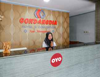 Lobby 2 Capital O 93349 Hotel Gondangdia