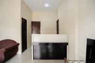 Lobi SRB Guest House Mitra RedDoorz