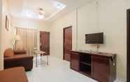 Ruang untuk Umum 5 SRB Guest House Mitra RedDoorz