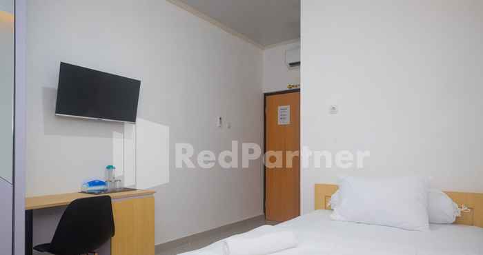 Bedroom River House Mitra RedDoorz