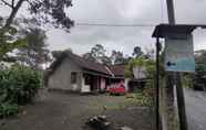 Exterior 3 OYO 93395 Pondok Wisata Sekar Kemuning