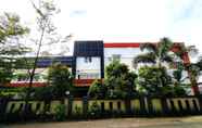 Exterior 3 OYO 93278 Wisma Syariah Lahundape