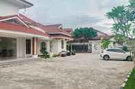 Exterior Urbanview Hotel Tritia Lampung