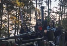 기타 5 Locca Lodge