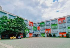 Exterior 7 Gading Serpong Hotel Near Stadion Persita Redpartner