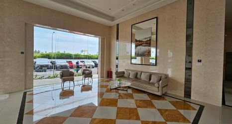 ロビー 2 Capital O 93529 September House