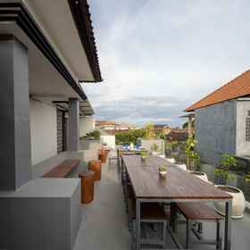 Bar, Cafe and Lounge 1 Verdant Bali Sekar Sari, Denpasar Apartments