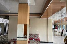 Lobi OYO 93285 Residence Hotel Syariah