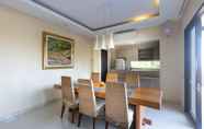 Sảnh chờ 4 Elegant 6 Bedrooms Luxury Villa Near Pandawa Beach