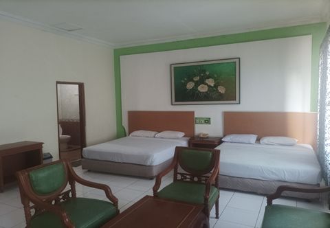 Bedroom Hijau Berlian Hotel
