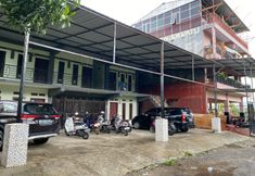 Exterior 6 OYO 93414 Wisma Ratu Syariah Near SMP Negeri 2 Watang Pulu