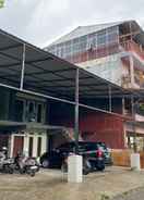 EXTERIOR_BUILDING OYO 93414 Wisma Ratu Syariah