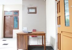 ロビー 4 Hotel O Pinus Jaya SyariahNearTaman Amaryllis Pekanbaru