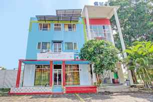 Capital O 93361 Dynasty Inn Syariah , THB 95.18