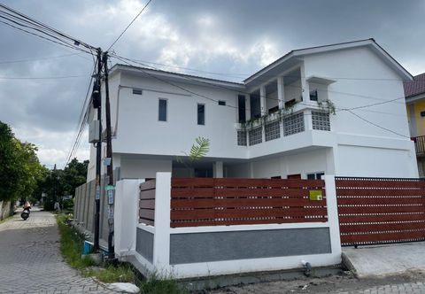 外観 Hotel O White House SyariahNearOYO 93457 White House Syariah