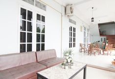 ロビー 7 Hotel O White House SyariahNearOYO 93457 White House Syariah