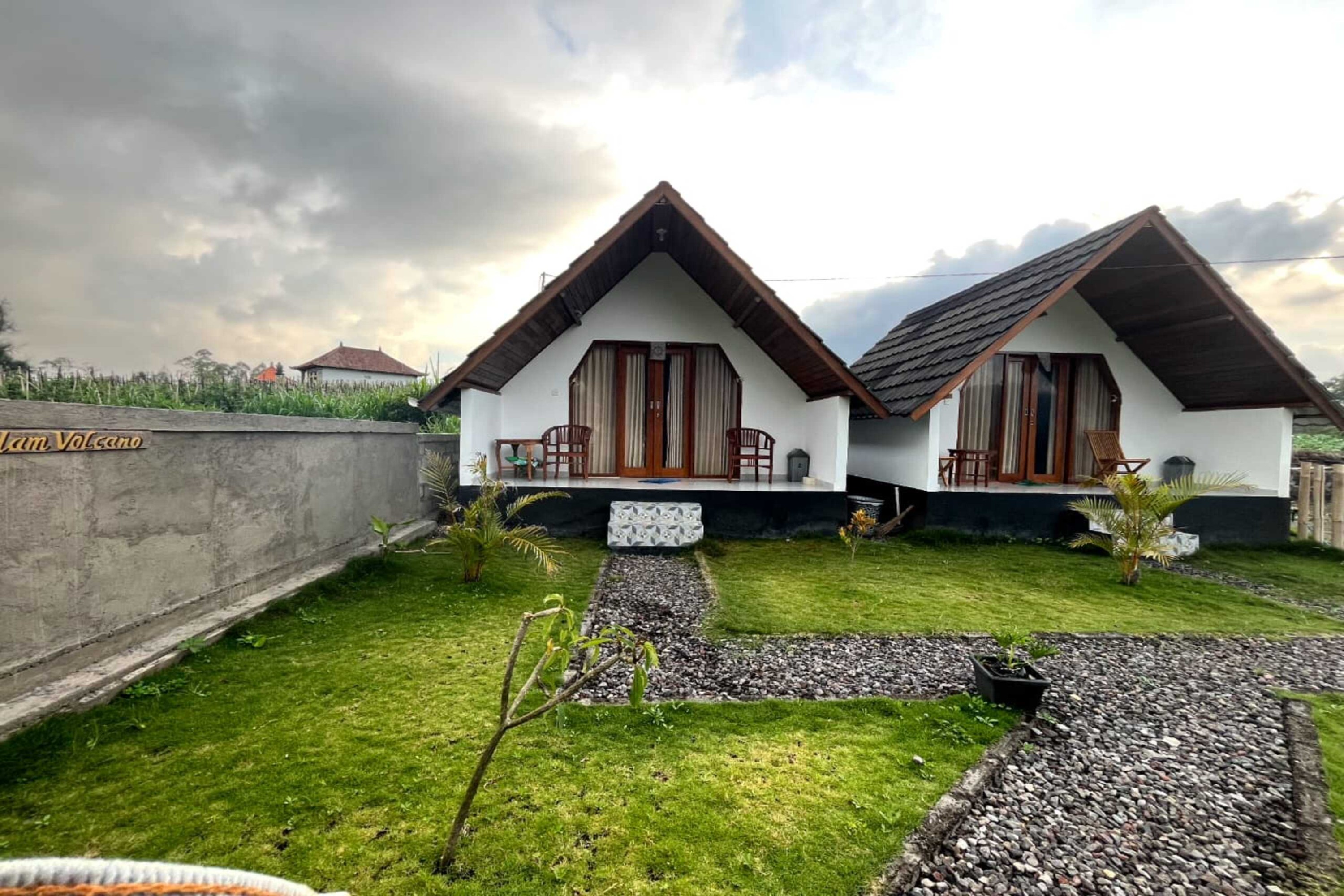 Bangunan 4 Serene Wilderness Villa Near Batur Natural Hot Spring