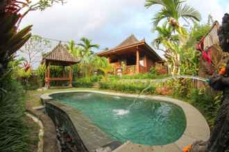 สระว่ายน้ำ 4 Eternal Villa with Pool Near Ceking Rice Terrace Tegallalang
