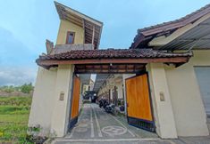 Bangunan 2 OYO 93295 Wisma Aluh Ambak