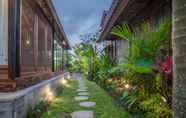 Lobby 4 Picturesque Private Joglo Villa Near Monkey Forest