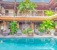 Swimming Pool 5 Puri Mango Hotel 