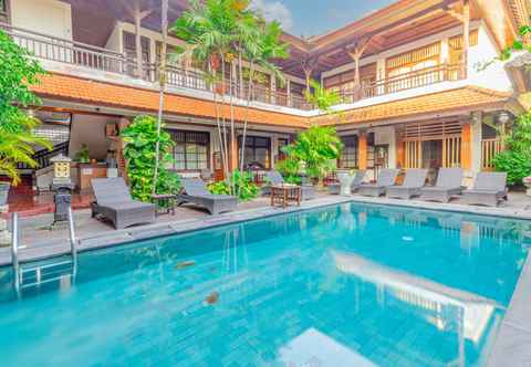 Swimming Pool Puri Mango Hotel 