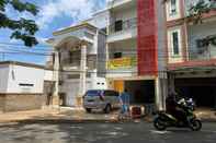 Exterior OYO 93309 Mely Homestay